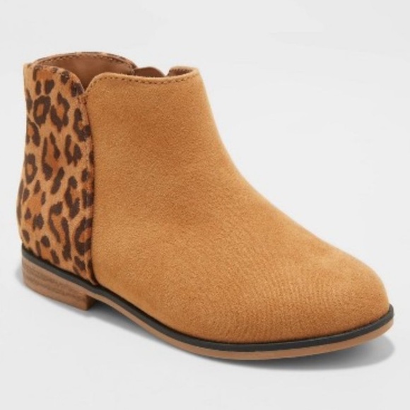 Cat & Jack Other - NIB Cat & Jack Cognac Tien Leopard Ankle Boots